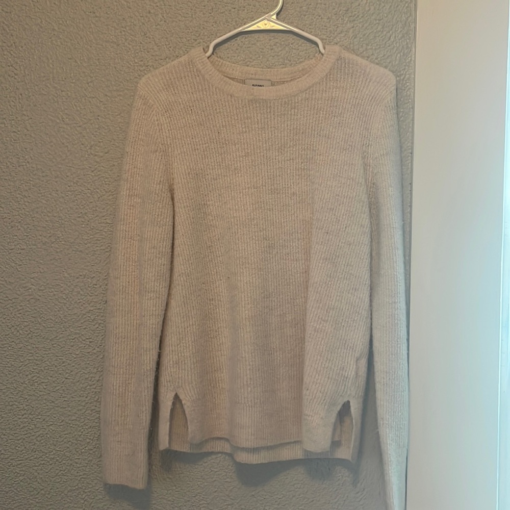 Old navy cream sweater
